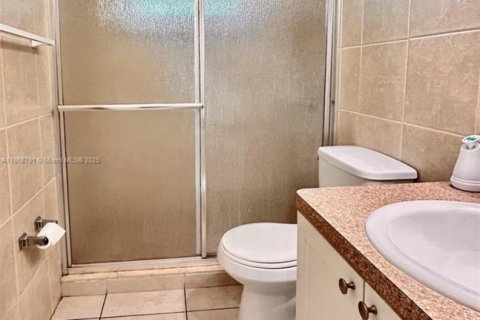 Copropriété à vendre à Dania Beach, Floride: 1 chambre, 65.03 m2 № 1979376 - photo 11