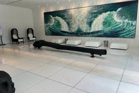 Condominio en venta en Miami, Florida, 1 dormitorio, 60.29 m2 № 2176447 - foto 11