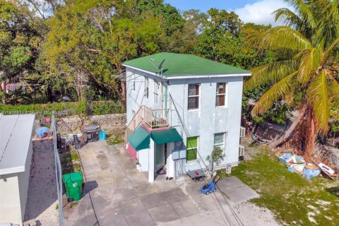 Immobilier commercial à vendre à Miami, Floride: 203.36 m2 № 1953187 - photo 13
