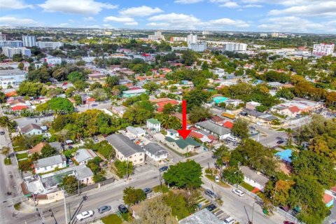 Immobilier commercial à vendre à Miami, Floride: 203.36 m2 № 1953187 - photo 11