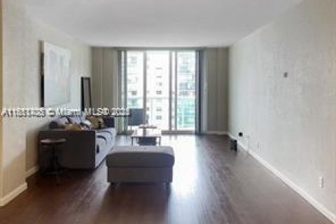 Condo in Sunny Isles Beach, Florida, 1 bedroom  № 1857403 - photo 5