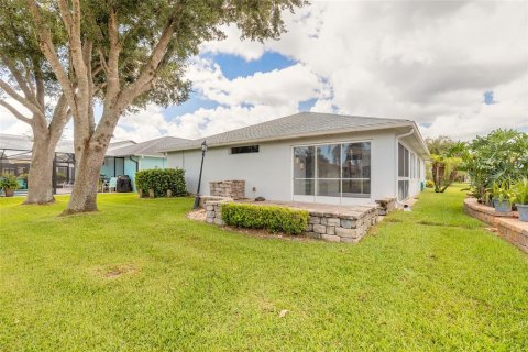 House in New Smyrna Beach, Florida 3 bedrooms, 145.58 sq.m. № 2237493 - photo 25