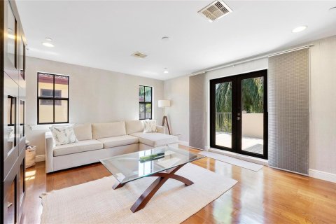 Touwnhouse à vendre à Fort Lauderdale, Floride: 4 chambres, 271.27 m2 № 2087354 - photo 21
