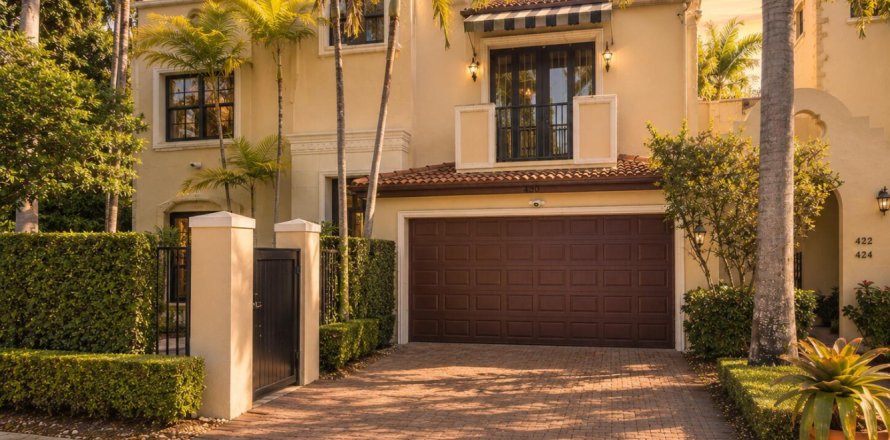 Touwnhouse à Fort Lauderdale, Floride 4 chambres, 271.27 m2 № 2087354