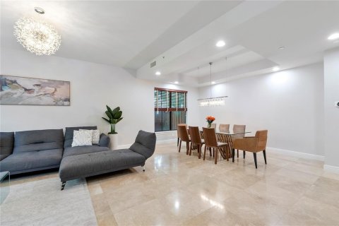 Touwnhouse à vendre à Fort Lauderdale, Floride: 4 chambres, 271.27 m2 № 2087354 - photo 5