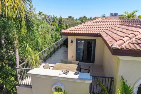 Touwnhouse à vendre à Fort Lauderdale, Floride: 4 chambres, 271.27 m2 № 2087354 - photo 29