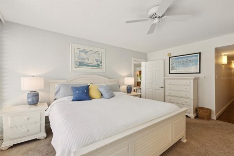 Condo in Longboat Key, Florida, 2 bedrooms  № 1784725 - photo 29