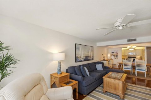 Condo in Longboat Key, Florida, 2 bedrooms  № 1784725 - photo 21