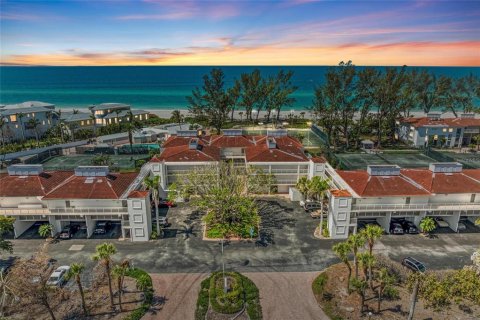 Condo in Longboat Key, Florida, 2 bedrooms  № 1784725 - photo 12
