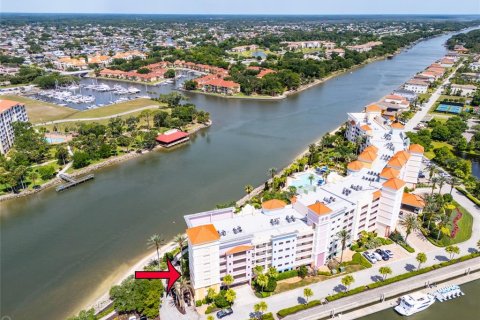 Condo in Palm Coast, Florida, 3 bedrooms  № 1213808 - photo 7