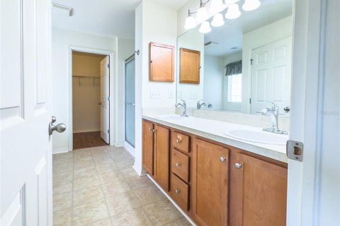 Casa en venta en Spring Hill, Florida, 4 dormitorios, 216.18 m2 № 1736993 - foto 15