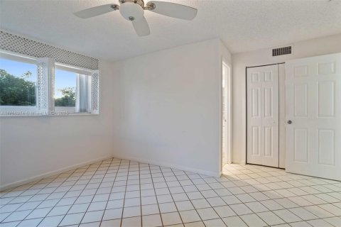 Condominio en venta en Boynton Beach, Florida, 2 dormitorios, 89.19 m2 № 1741601 - foto 16