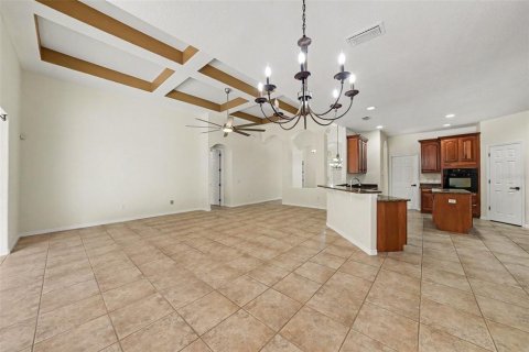 House in Odessa, Florida 6 bedrooms, 387.31 sq.m. № 2208976 - photo 10