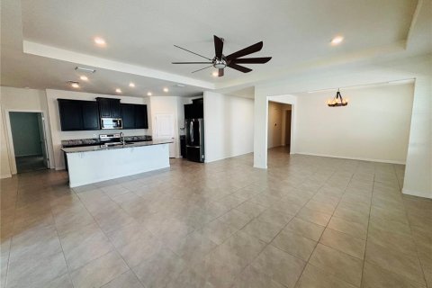 Casa en alquiler en Ocala, Florida, 4 dormitorios, 263.66 m2 № 1911662 - foto 6