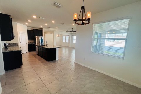 Casa en alquiler en Ocala, Florida, 4 dormitorios, 263.66 m2 № 1911662 - foto 5