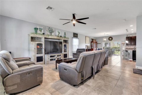 House in Port Orange, Florida 5 bedrooms, 244.15 sq.m. № 1412684 - photo 18
