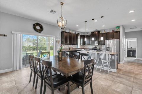 House in Port Orange, Florida 5 bedrooms, 244.15 sq.m. № 1412684 - photo 23