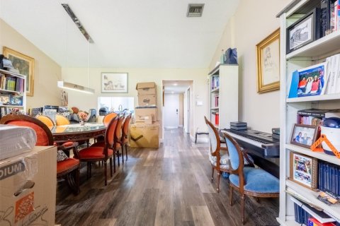 Condo in Weston, Florida, 3 bedrooms  № 1699495 - photo 8