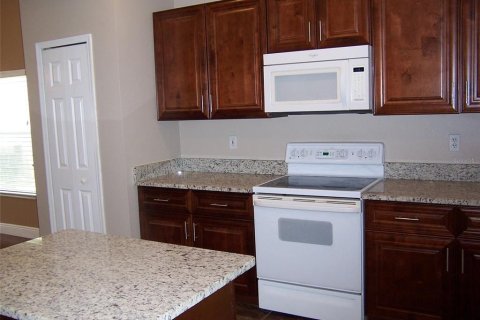 Casa en alquiler en Orlando, Florida, 4 dormitorios, 233.56 m2 № 1858205 - foto 16