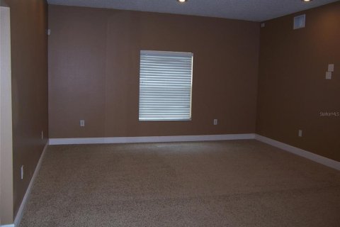 Casa en alquiler en Orlando, Florida, 4 dormitorios, 233.56 m2 № 1858205 - foto 13