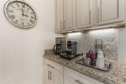 Купить виллу или дом в Уинтер-Гарден, Флорида 3 комнаты, 521.46м2, № 1555081 - фото 17