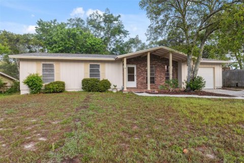 Casa en venta en Spring Hill, Florida, 3 dormitorios, 123.28 m2 № 1613382 - foto 2