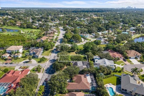 Terreno en venta en Saint Petersburg, Florida № 1950194 - foto 4