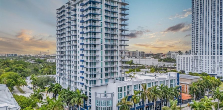Condo in Miami, Florida, 1 bedroom № 1814073
