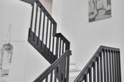 Adosado en venta en Homestead, Florida, 3 dormitorios, 158.31 m2 № 2066896 - foto 17