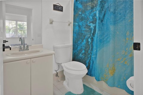 Adosado en venta en Homestead, Florida, 3 dormitorios, 158.31 m2 № 2066896 - foto 18