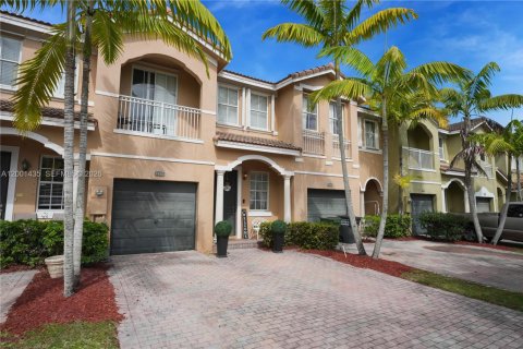 Adosado en venta en Homestead, Florida, 3 dormitorios, 158.31 m2 № 2066896 - foto 4