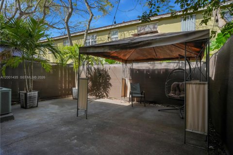 Adosado en venta en Homestead, Florida, 3 dormitorios, 158.31 m2 № 2066896 - foto 25