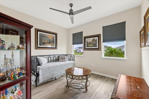 House in Bradenton, Florida 4 bedrooms, 188.96 sq.m. № 1759825 - photo 9