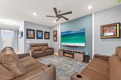 House in Bradenton, Florida 4 bedrooms, 188.96 sq.m. № 1759825 - photo 20