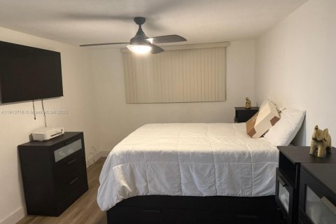 Copropriété à louer à Miami Beach, Floride: 1 chambre, 65.03 m2 № 1975556 - photo 15