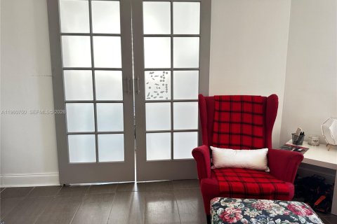 Купить кондоминиум в Майами, Флорида 2 спальни, 91.97м2, № 2024455 - фото 9