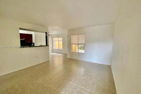 Apartamento en alquiler en Oakland Park, Florida, 1 dormitorio, 77.48 m2 № 2057456 - foto 5