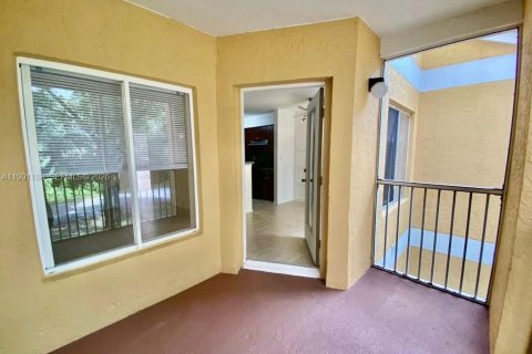Apartamento en alquiler en Oakland Park, Florida, 1 dormitorio, 77.48 m2 № 2057456 - foto 14