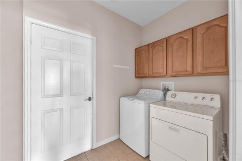 Villa ou maison à louer à Apollo Beach, Floride: 2 chambres, 150.13 m2 № 2167504 - photo 18