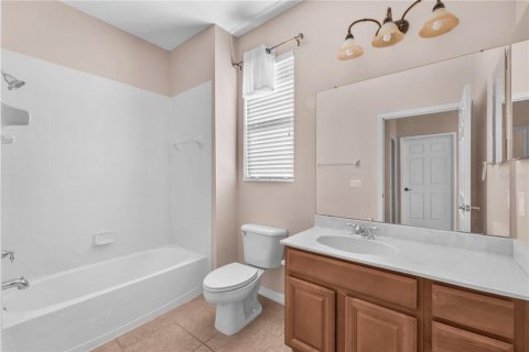 Villa ou maison à louer à Apollo Beach, Floride: 2 chambres, 150.13 m2 № 2167504 - photo 23