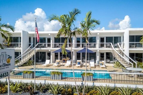 Hôtel, hôtellerie à Lauderdale-by-the-Sea, Floride № 2090091