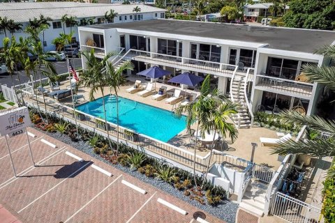 Hotel in Lauderdale-by-the-Sea, Florida № 2090091 - photo 2