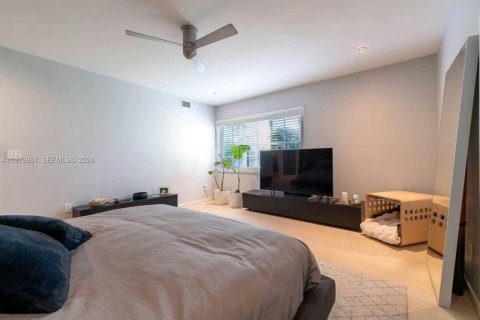 Adosado en venta en Miami Beach, Florida, 2 dormitorios, 118.73 m2 № 2032364 - foto 20