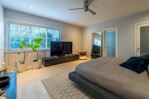 Adosado en venta en Miami Beach, Florida, 2 dormitorios, 118.73 m2 № 2032364 - foto 19