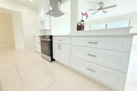 Casa en venta en Largo, Florida, 3 dormitorios, 139.35 m2 № 1888513 - foto 22
