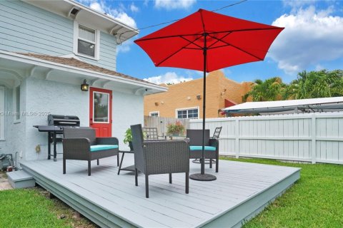 Casa en venta en West Palm Beach, Florida, 4 dormitorios, 199.93 m2 № 1956445 - foto 21