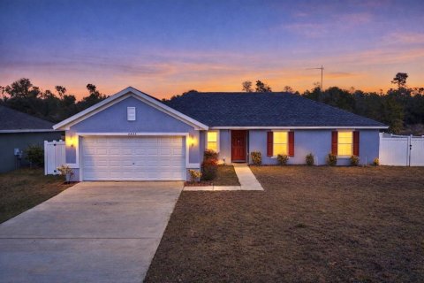 Casa en Ocala, Florida 4 dormitorios, 163.04 m2 № 2092743