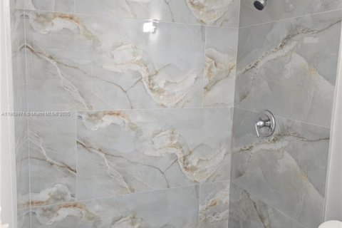 Купить виллу или дом в Хомстед, Флорида 3 спальни, 113.43м2, № 1956047 - фото 26