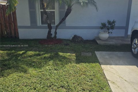 Купить виллу или дом в Хомстед, Флорида 3 спальни, 113.43м2, № 1956047 - фото 8