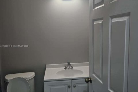 Купить виллу или дом в Хомстед, Флорида 3 спальни, 113.43м2, № 1956047 - фото 22